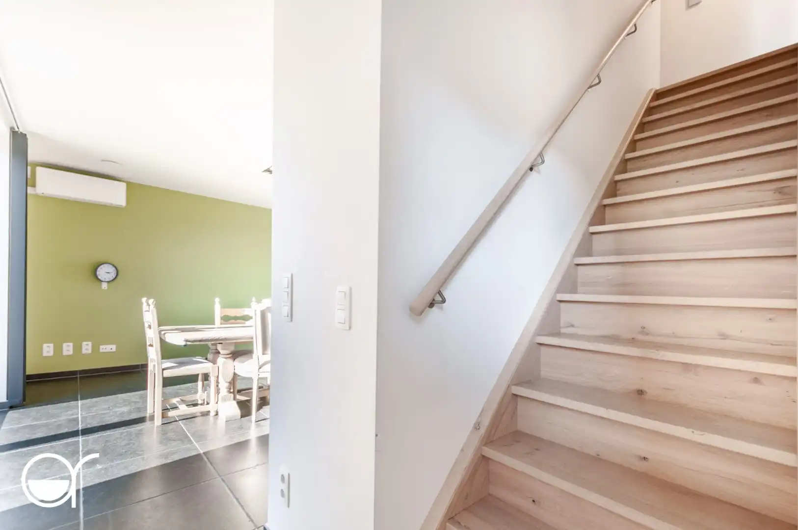 Woning met 3 - 4 slaapkamers met zonnige tuin foto 12