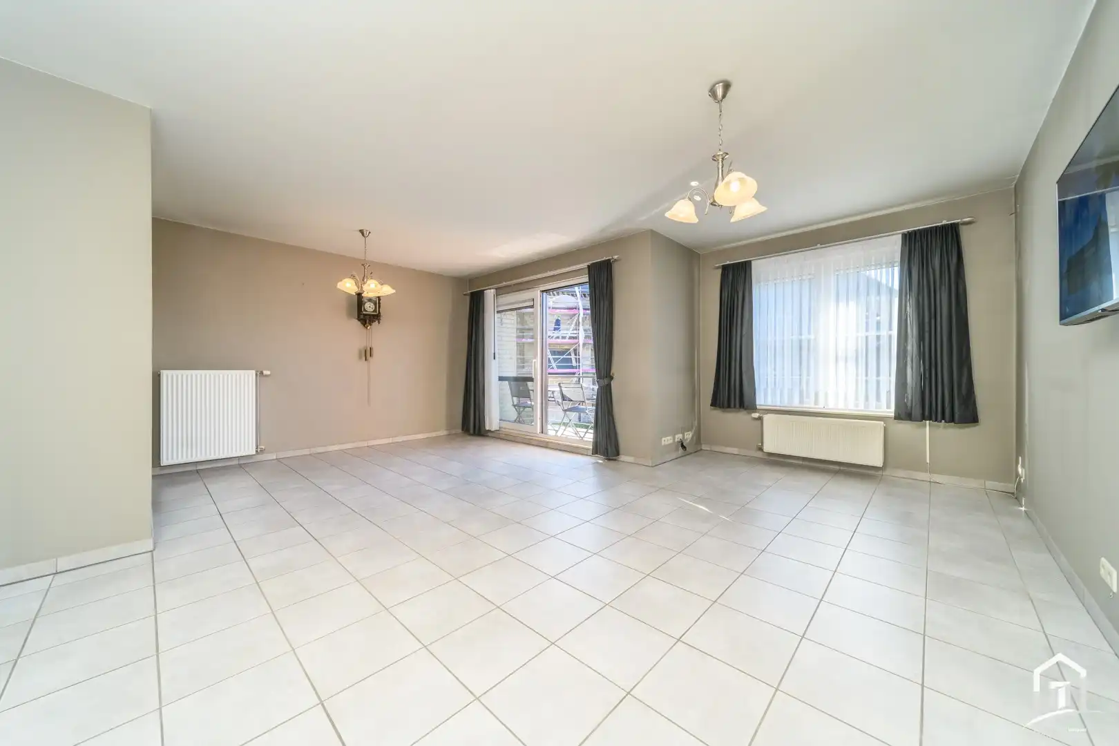 Centraal gelegen appartement te Nieuwerkerken foto 4