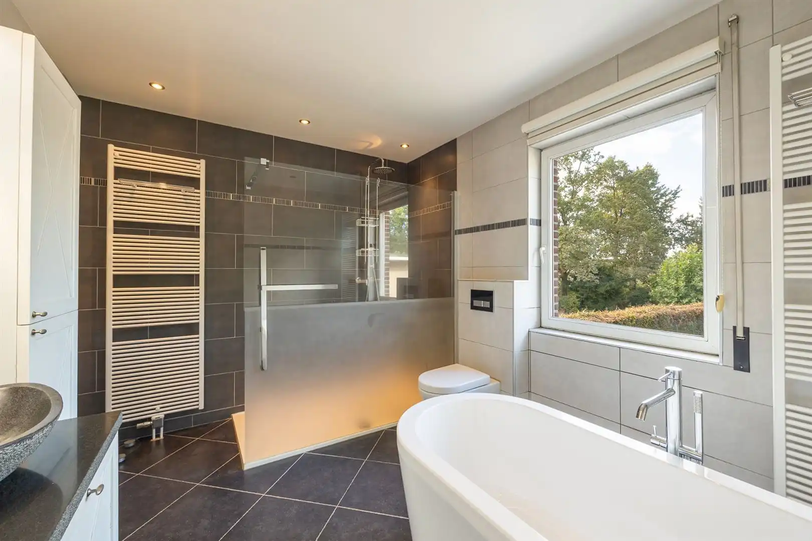 Instapklare woning met verzorgde, ruime tuin! foto 12