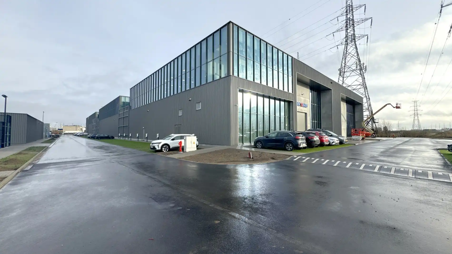 Nieuwbouw magazijn en kantoor te huur in West Port Zwijndrecht foto 16