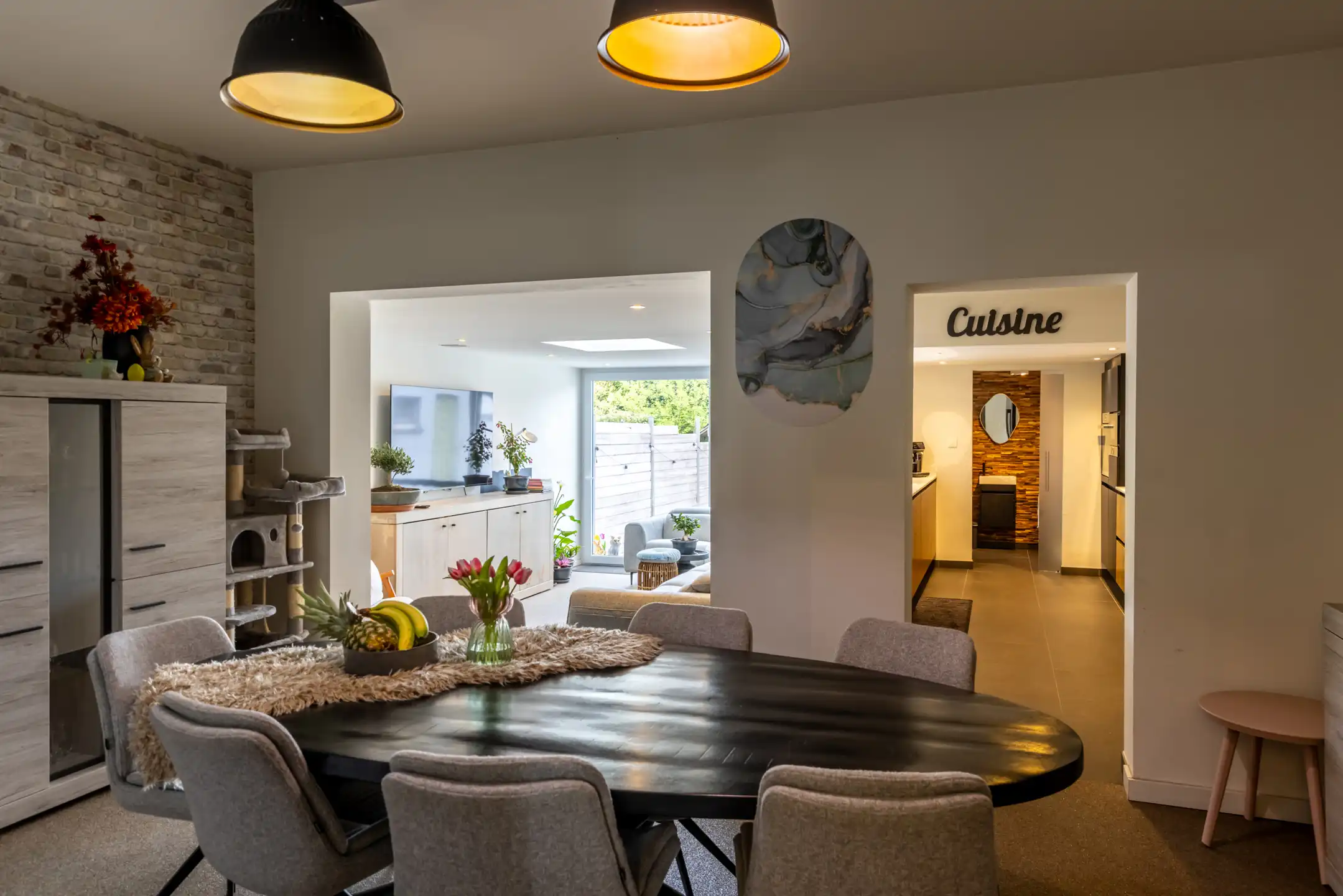 Ruime instapklare woning met 5 slaapkamers foto 8