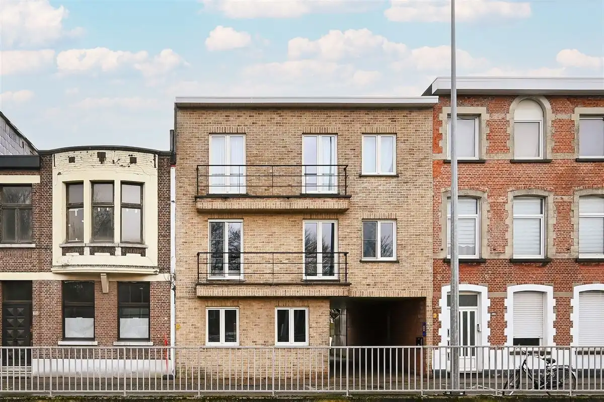 Ruim appartement met groot terras  foto 15