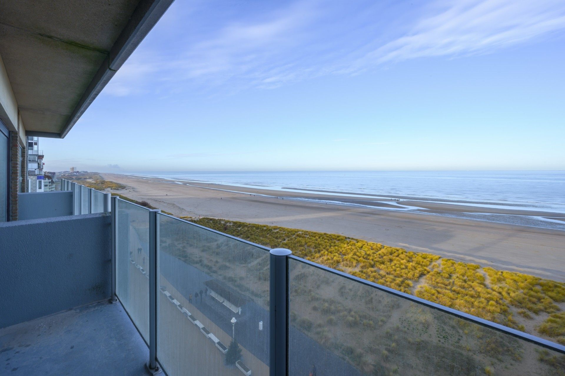 2-slaapkamer appartement op de zeedijk foto 4