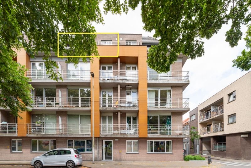 --- NIEUW --- Lichtrijk dakappartement (1 slpk) met ruim terras met zicht op de Coupure foto 4
