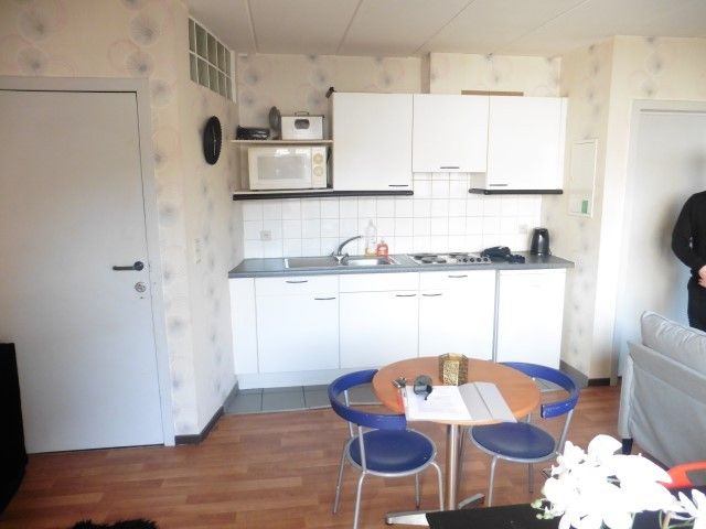Rustig gelegen studio met ruim terras foto 2