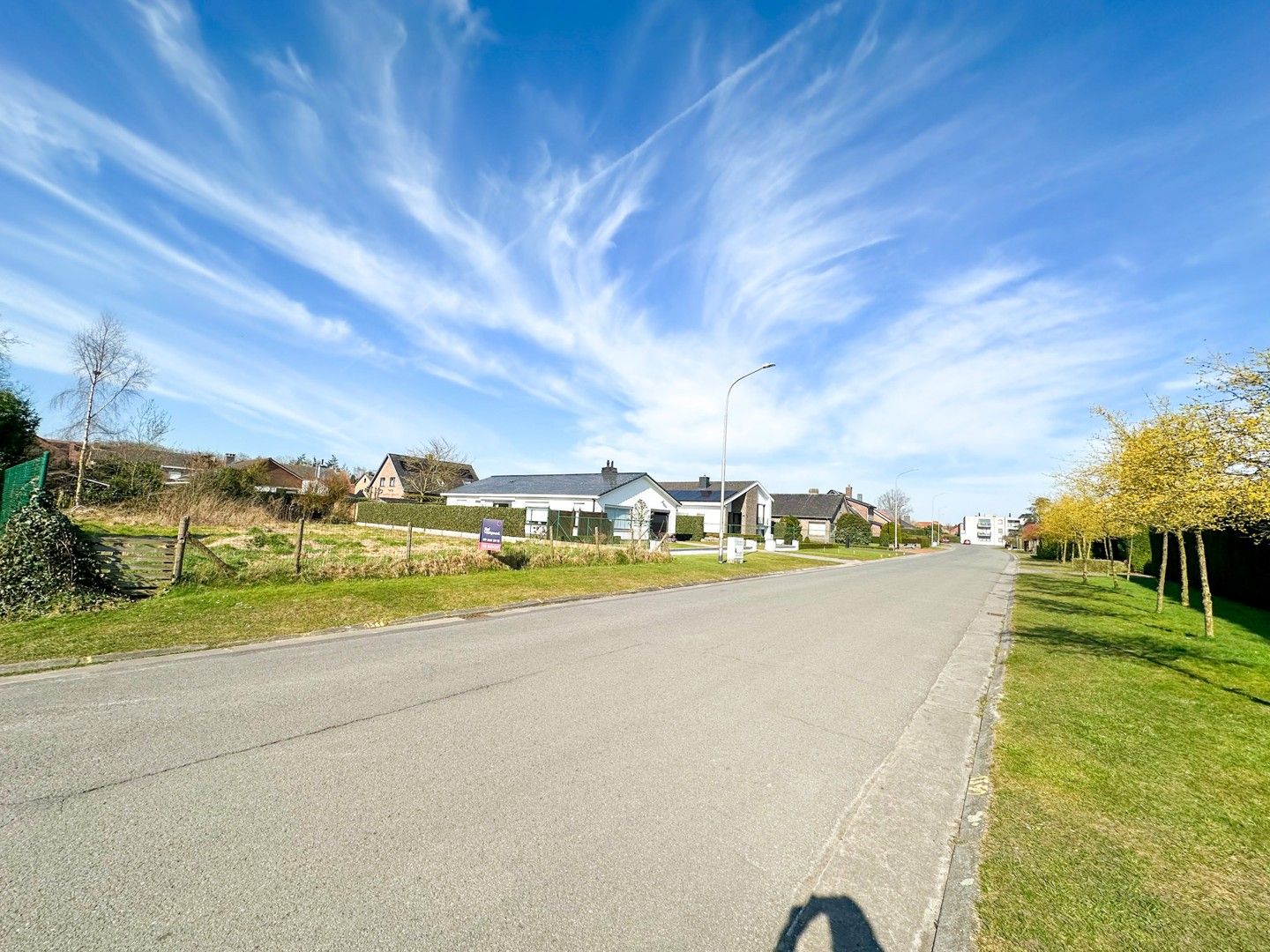 Unieke bouwgrond op toplocatie in Eeklo – 652 m² foto {{pictureIndex}}