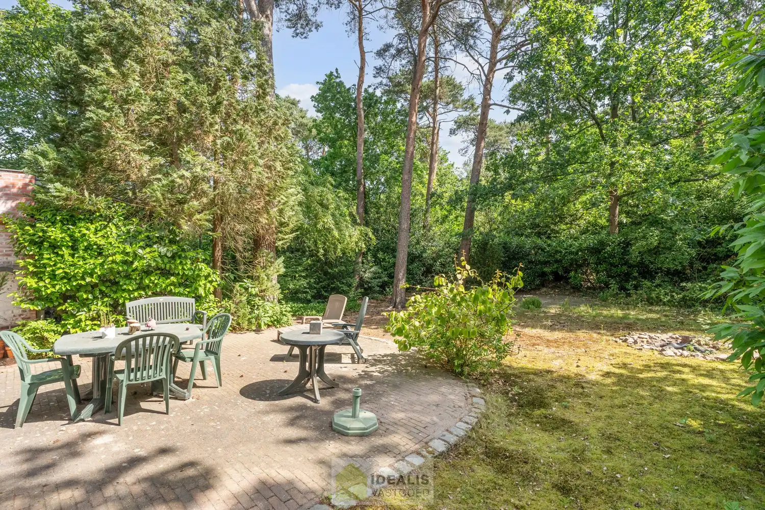 TE RENOVEREN WONING MET 5 SLAAPKAMERS OP EEN PRACHTIG PERCEEL VAN 15A 75CA OP EEN UITZONDERLIJKE RUSTIGE EN GROENE LIGGING IN EEN DE VILLAWIJK ACHEL STATIE foto 13