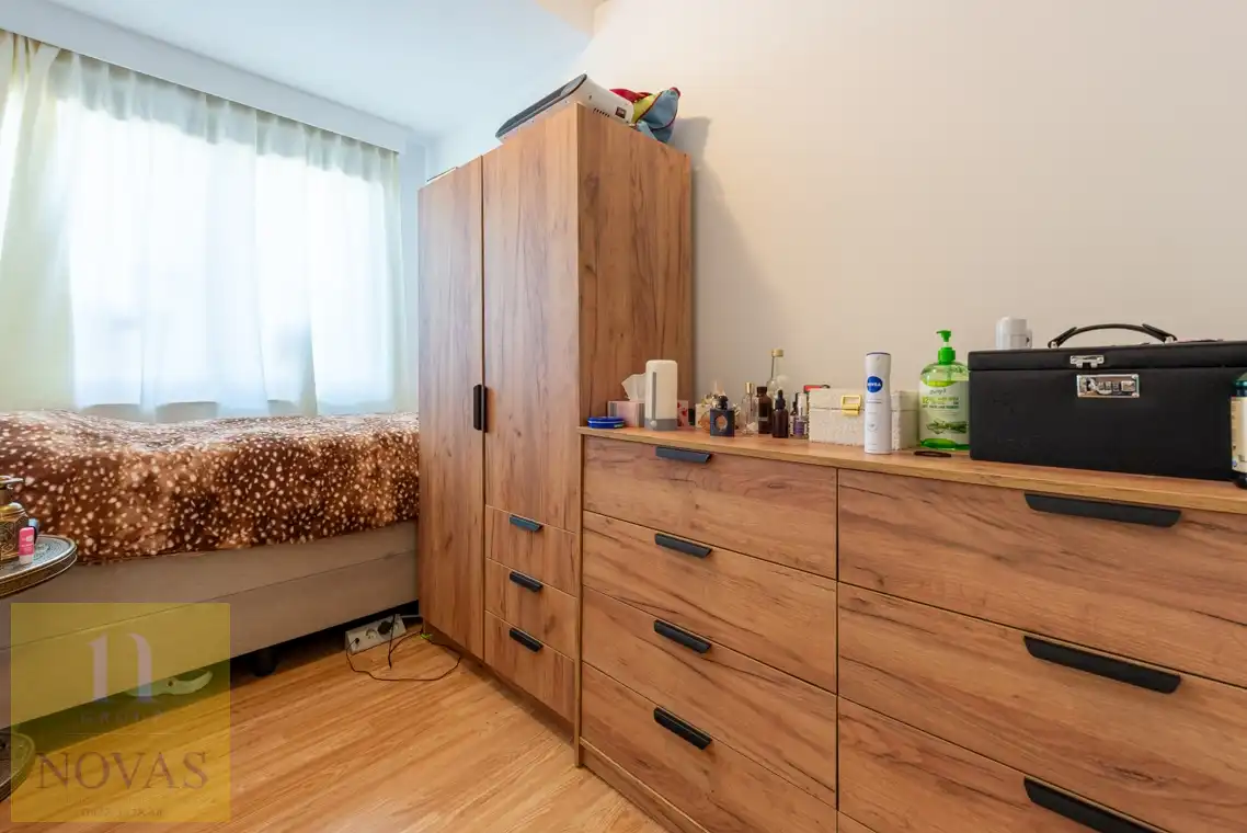 In het centrum, EPC C, lichtrijk, 2 slaapkamers, ondergrondse parkeerplaats inbegrepen foto 7