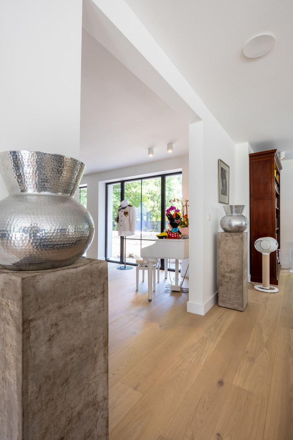 Luxe volledig gerenoveerde villa op een prachtig hoekperceel foto 13