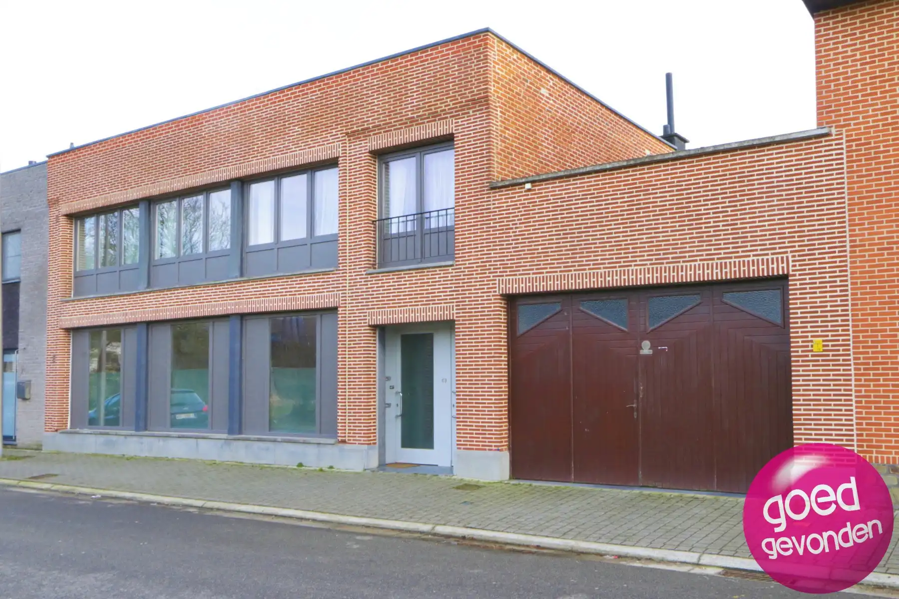 BLOK 2 APP + TERRASSEN + TUINEN + GARAGE foto {{pictureIndex}}