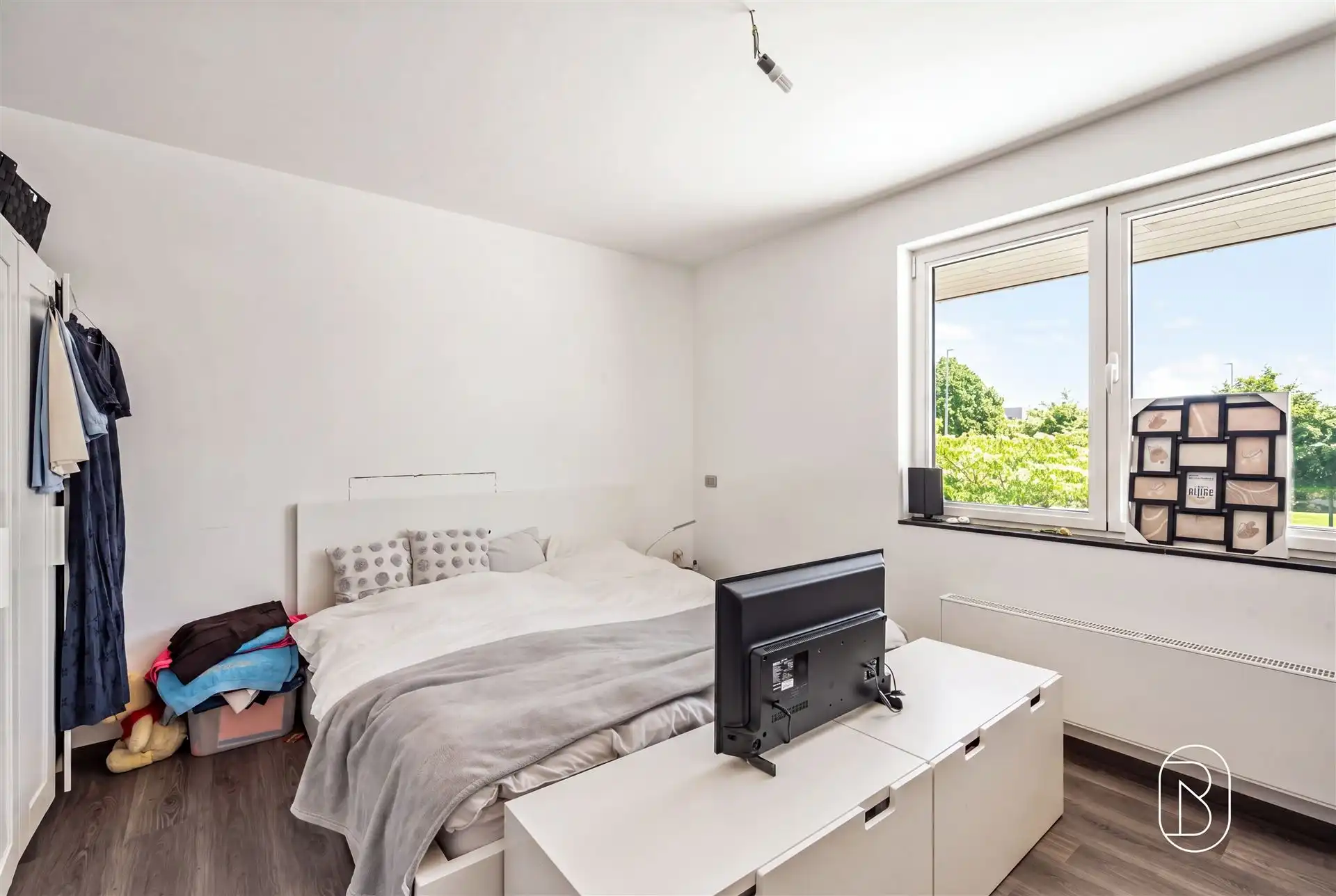 Grote energiezuinige villa met zwemvijver en mooie tuin foto 20