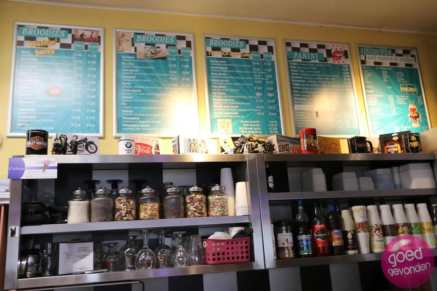 Handelsfonds - ijs en broodjesbar - parking - terras foto 28