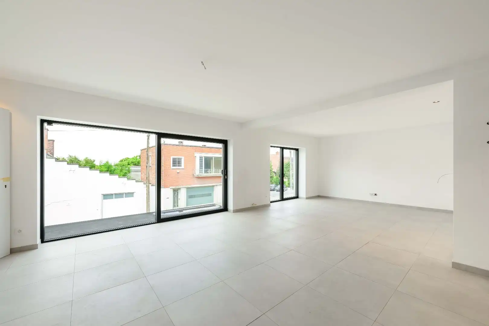 PRACHTIG APPARTEMENT (138 m²) MET 2 SLPKS | TERRAS EN PATIO foto 3