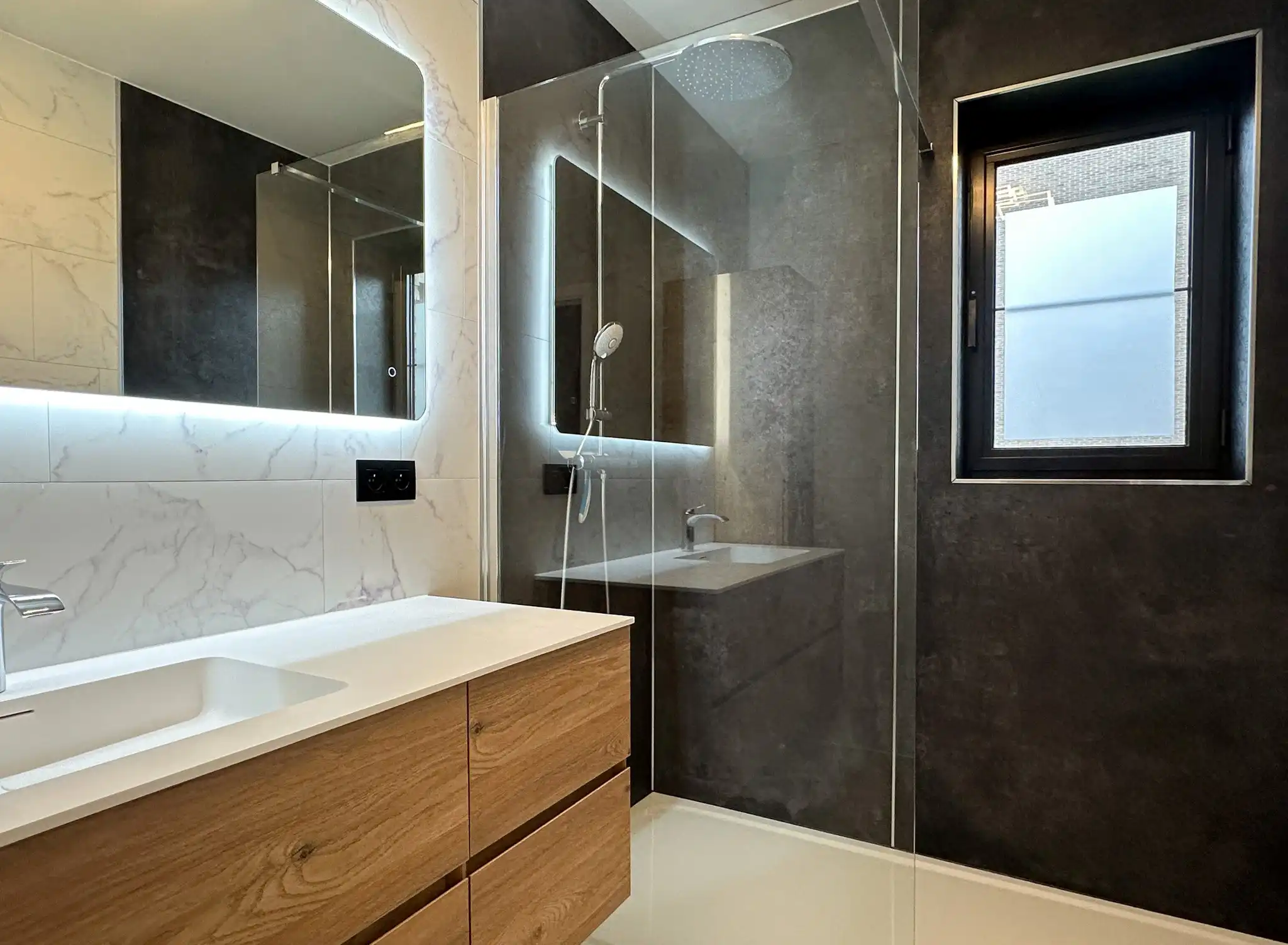 Energiezuinig appartement met 2 slaapkamers en 3 terrassen foto 18