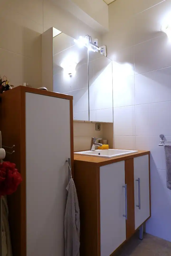 Instapklaar Appartement met 2 slaapkamers en garagebox foto 8