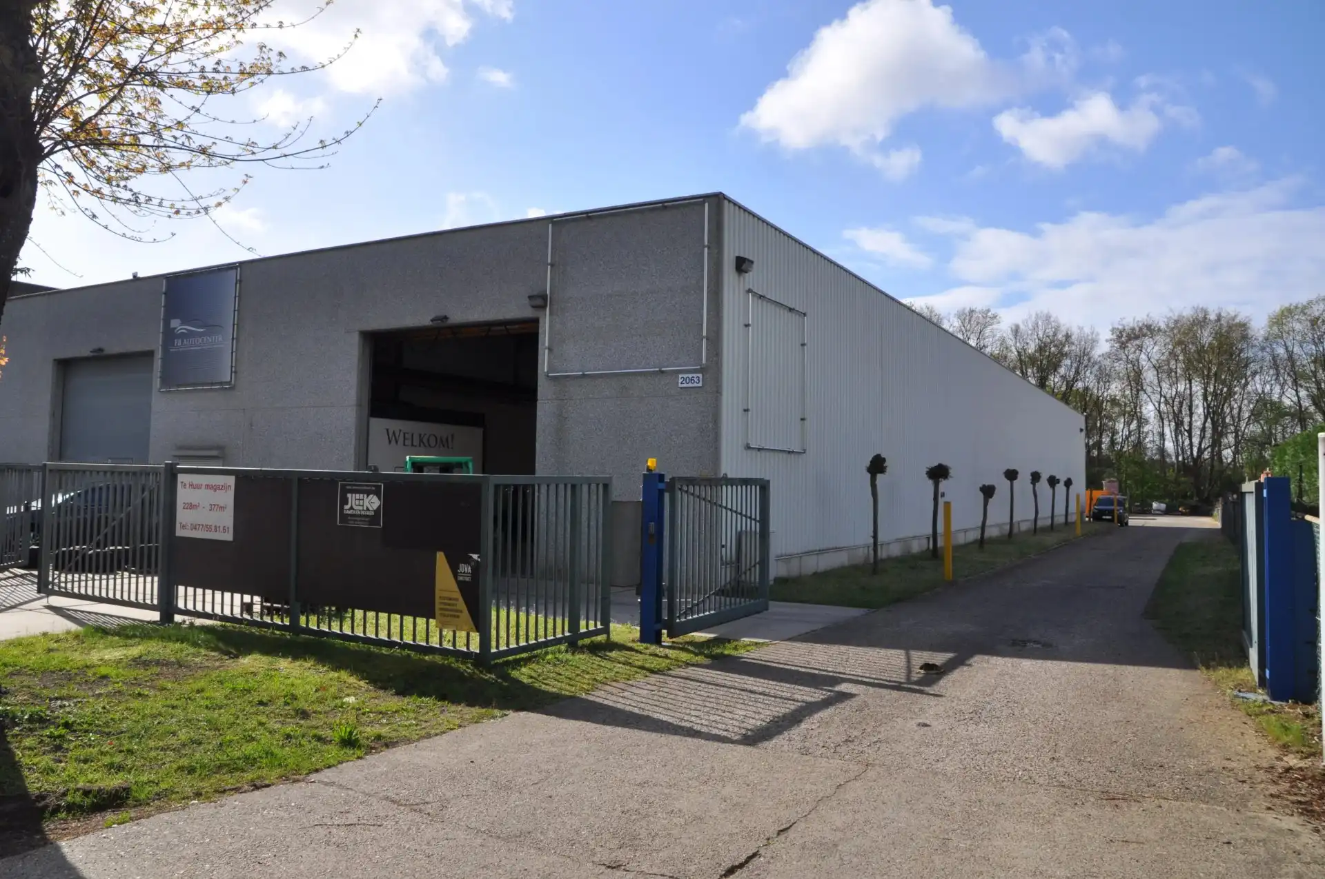 OPSLAGLOODS VAN +-244 M² &nbsp;OP &nbsp;EEN CENTRALE LOCATIE IN ZONHOVEN foto {{pictureIndex}}