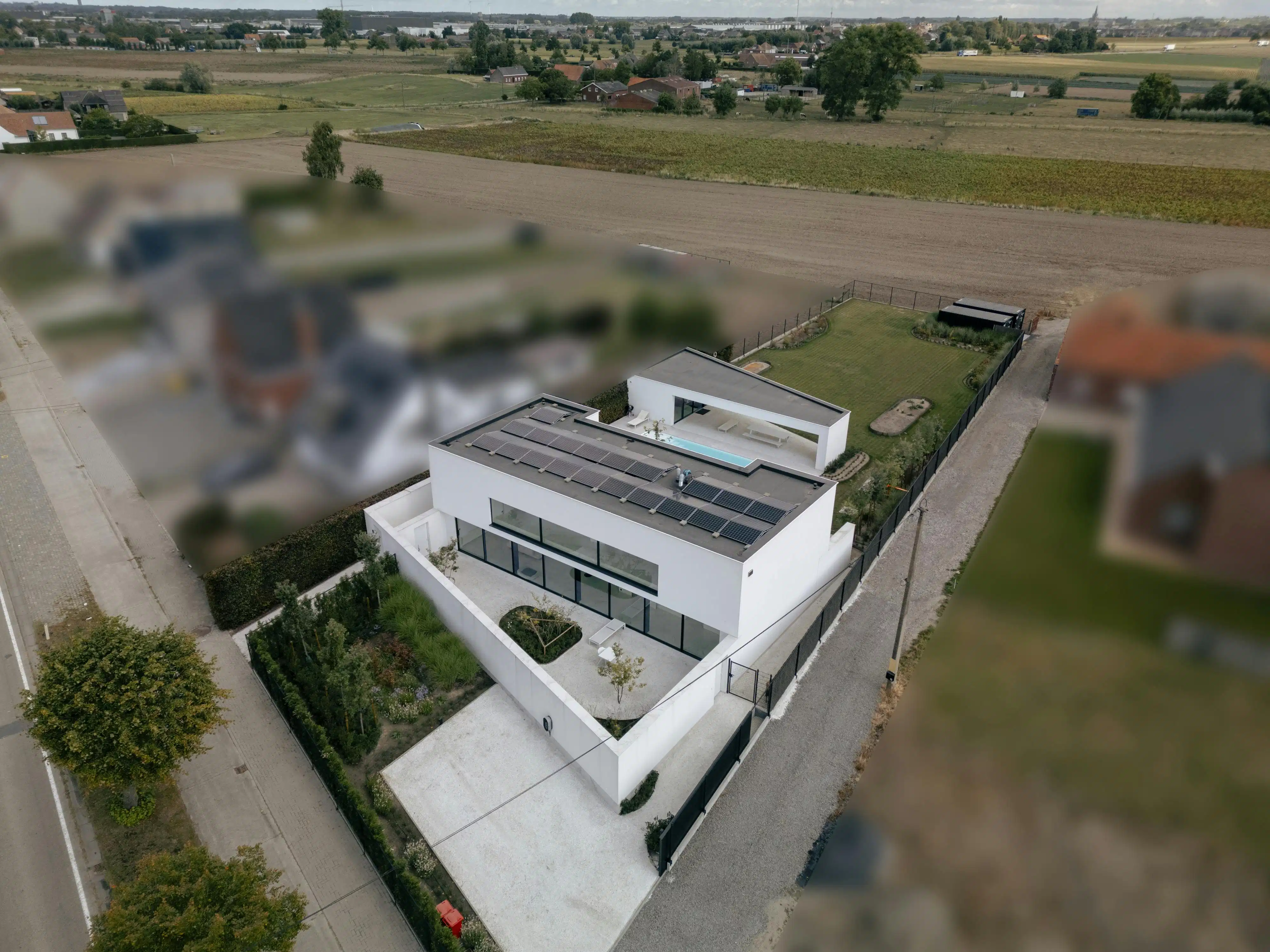 Hypermoderne strakke villa met zwembad in Gits foto 5