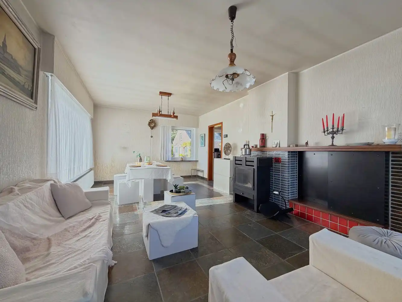 Unieke, uitzonderlijk ruime gezinswoning + tuin  (1589m²) foto 3