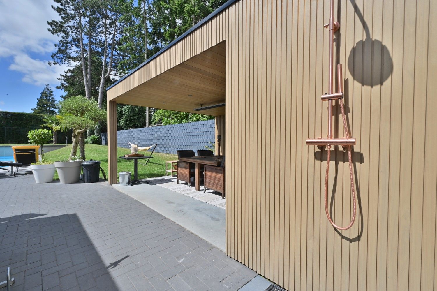 Exclusieve kantoorvilla met zwembad & poolhouse foto 11