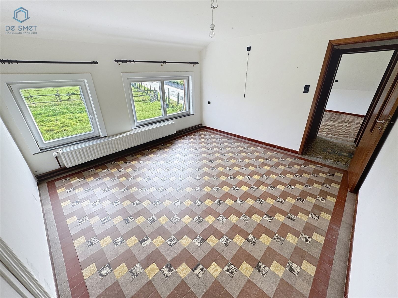 Te koop: Op te frissen gezinswoning met 3 slaapkamers, garage en tuin geen renovatieplicht! foto 24