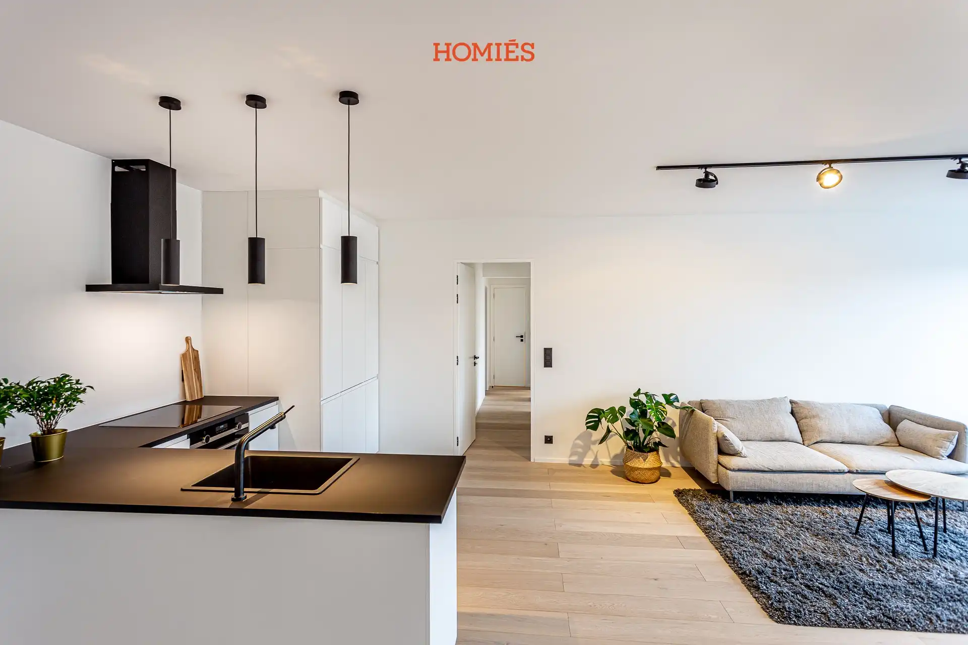 2-slaapkamerappartement met terras en autostaanplaats foto 3