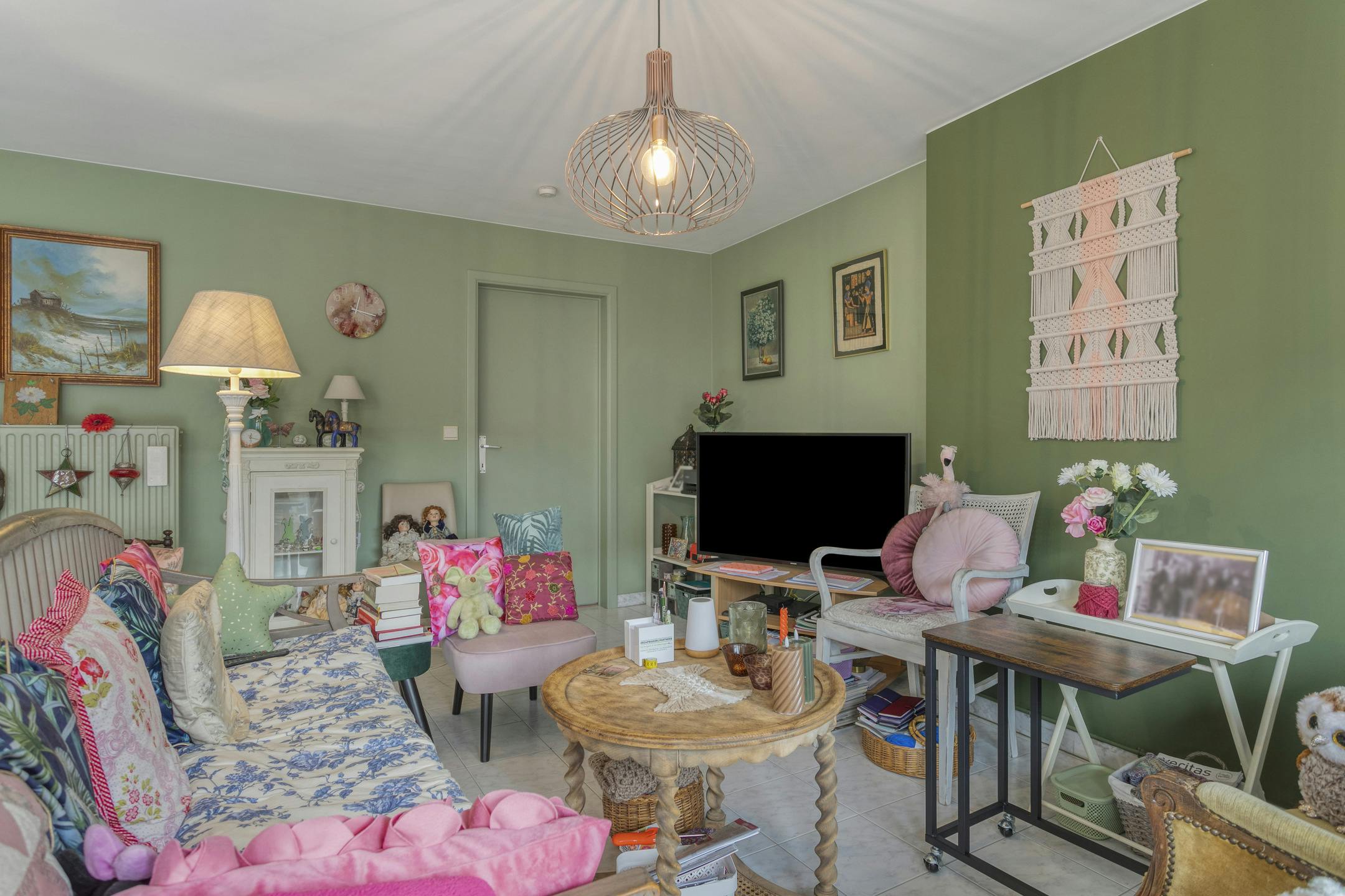 Instapklaar 2-kamerappartement in hartje Poperinge foto 5