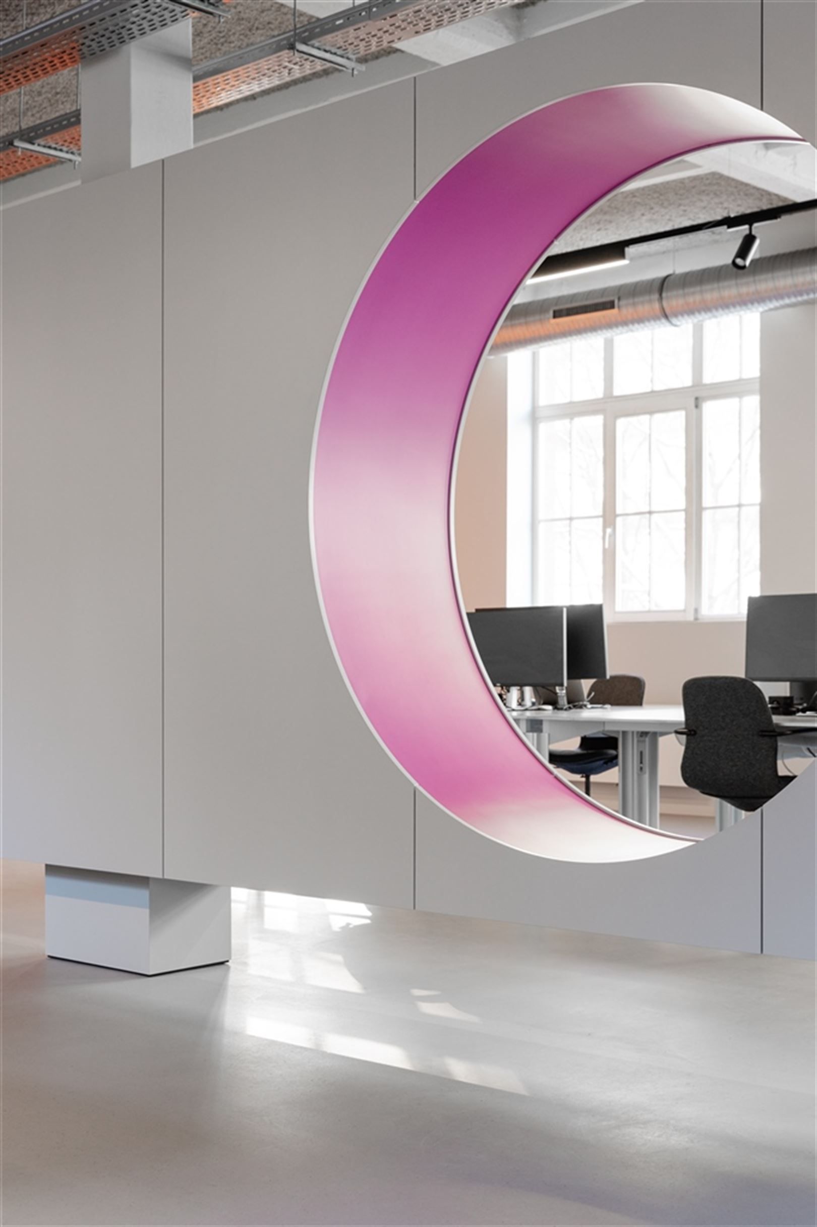 Kantoorgebouw foto 9