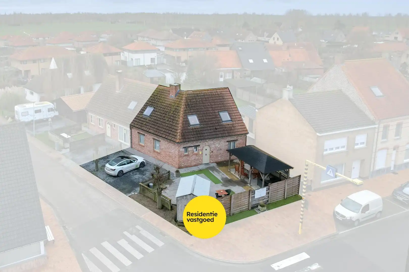 Instapklare halfopen bebouwing (2009) te Ramskapelle op 244 m². foto 14