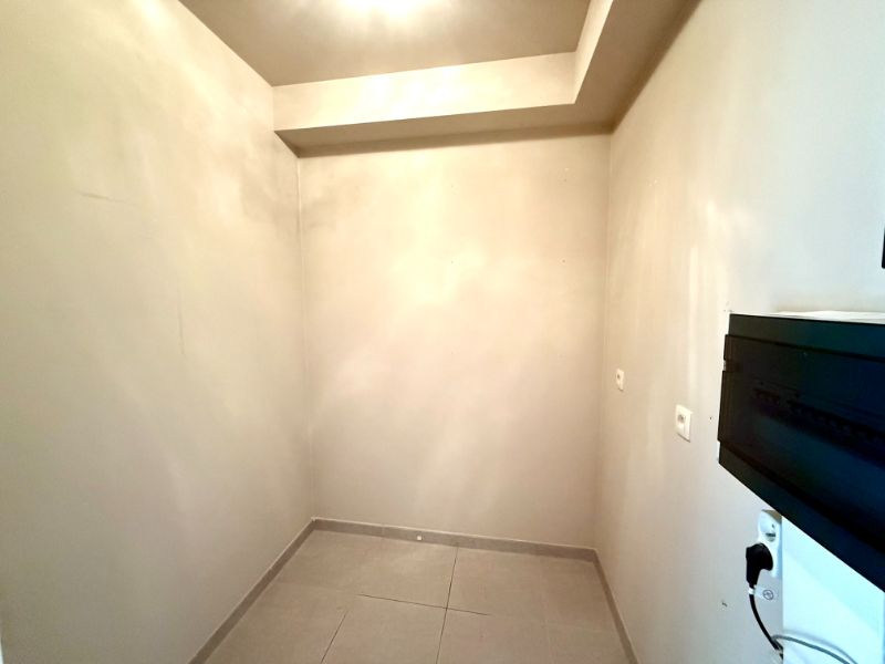 Instapklaar gelijkvloers appartement met 2 slaapkamers, garage en ruim terras foto 9