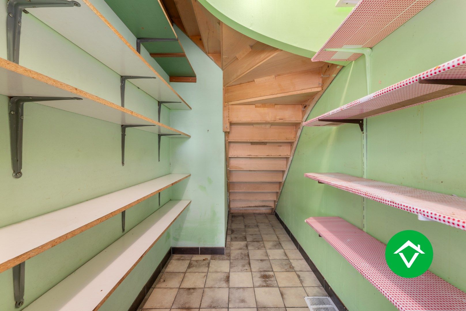 Instapklare woning met 3 slaapkamers en garage te Hooglede foto 10