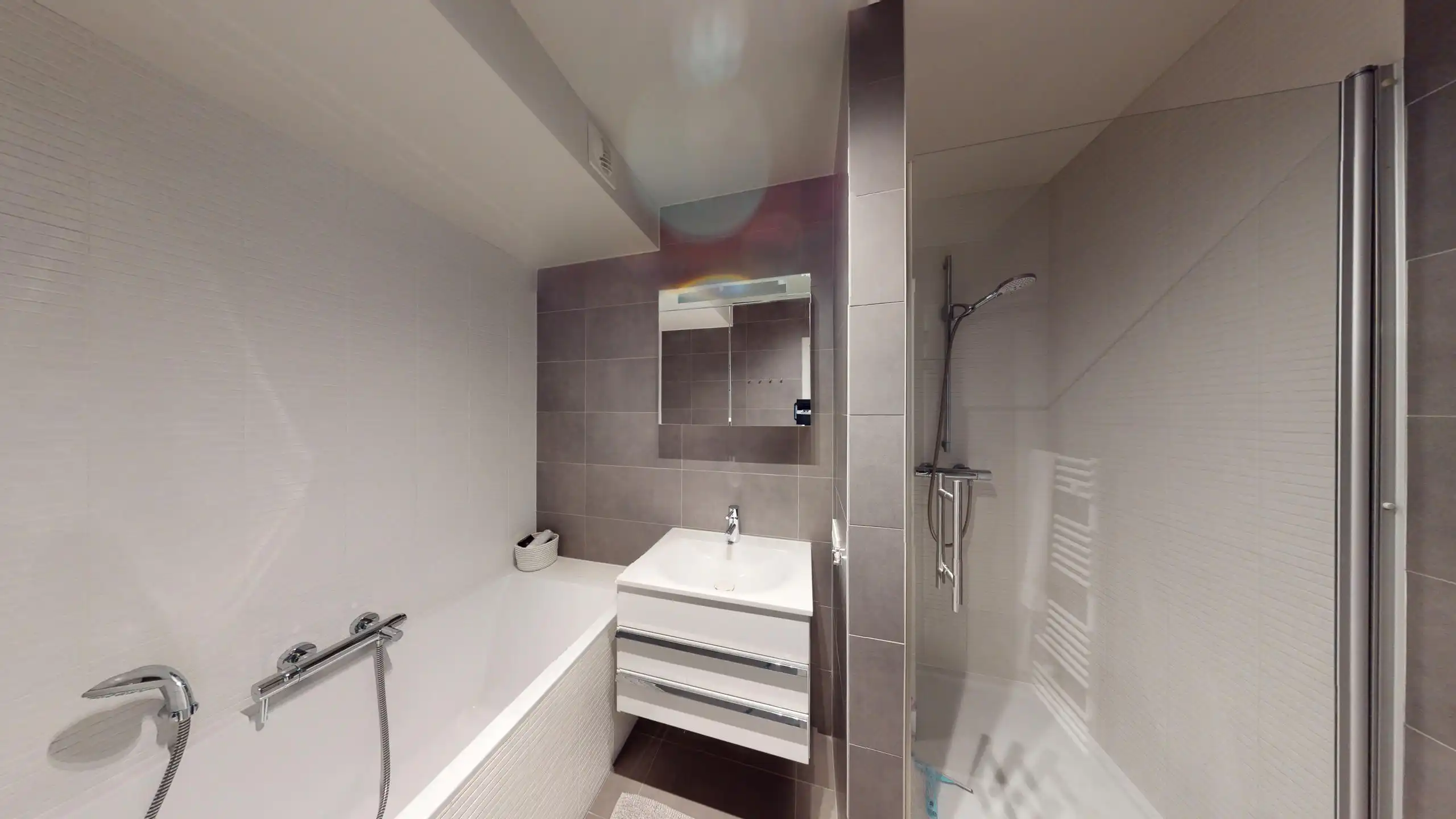Gemeubeld één slaapkamer appartement op het Zuid. foto 6
