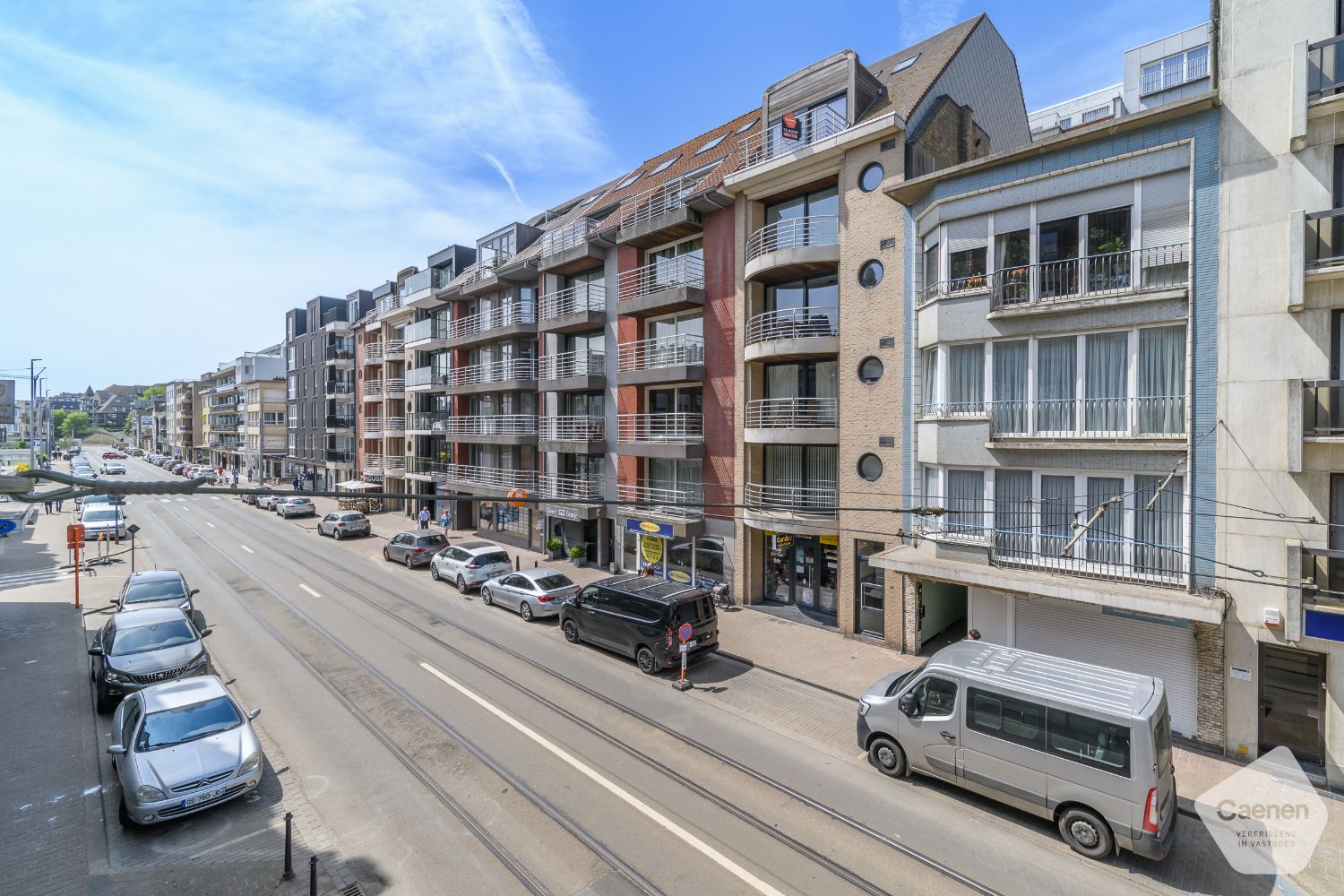 Prachtig gerenoveerd duplex dakappartement vlak bij de zeedijk foto 2