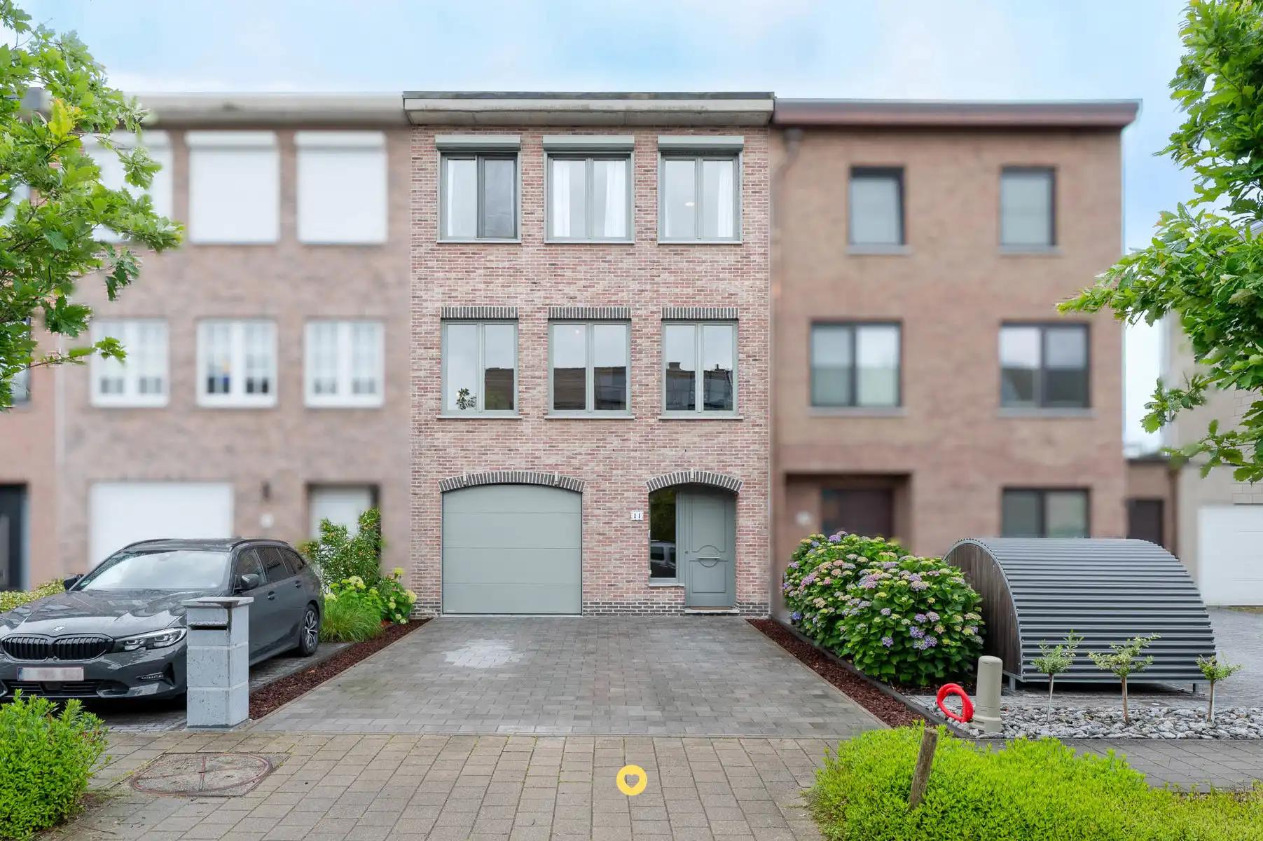 Instapklare bel-etage met west tuin in een doodlopende straat foto {{pictureIndex}}