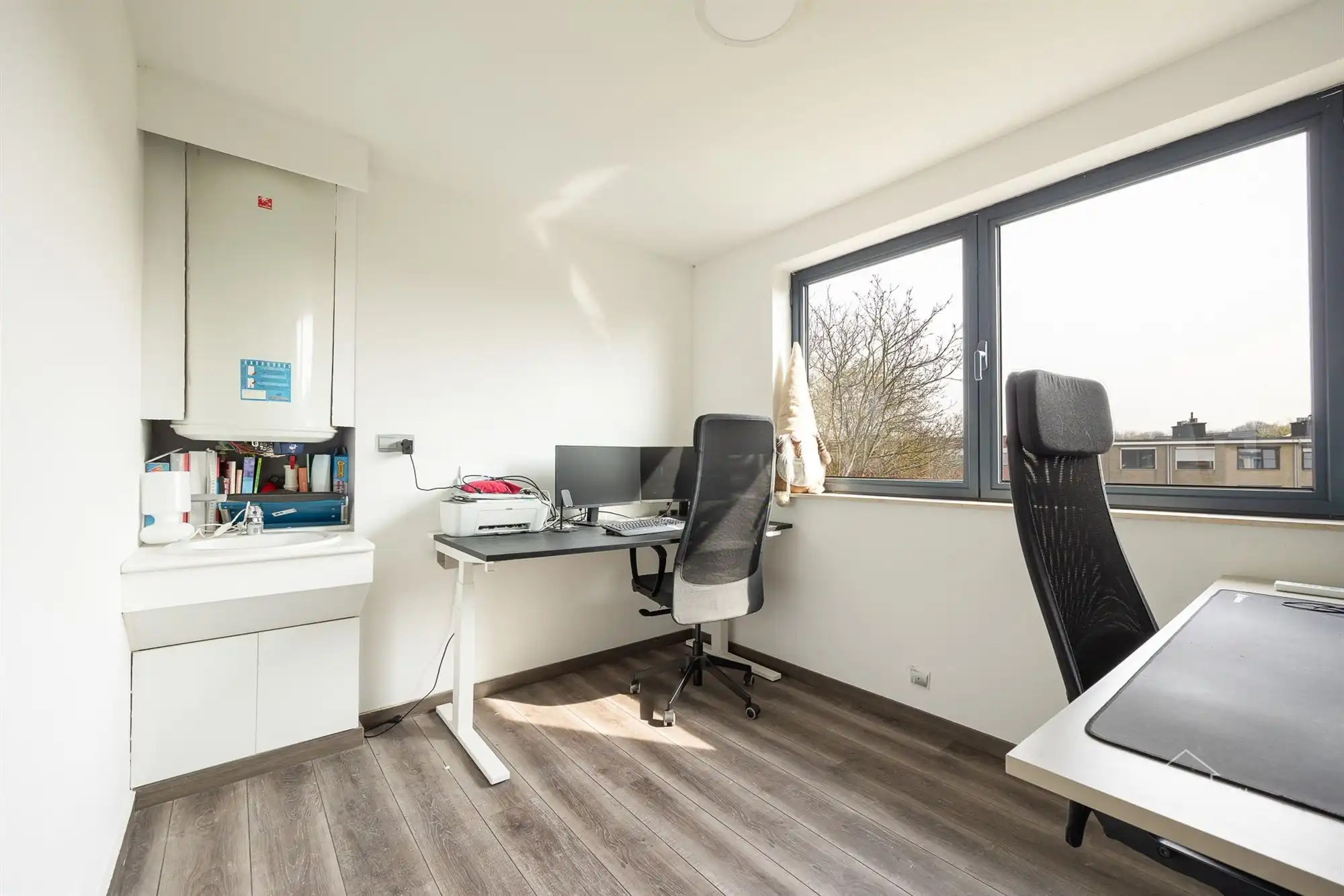 Gerenoveerd duplexappartement met privé-ingang en terras foto 13