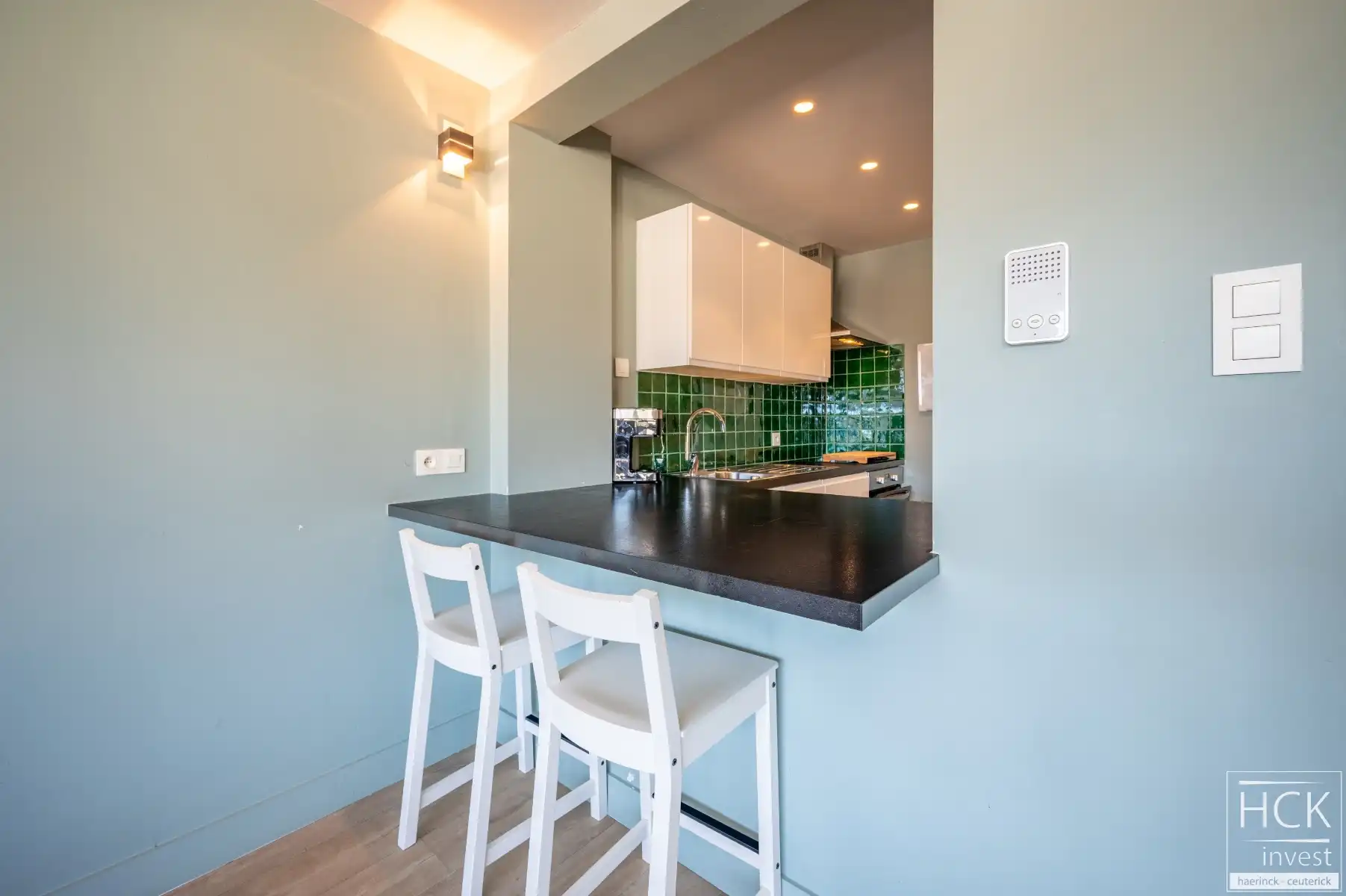 DEINZE - Instapklaar appartement met 2 SLPK en moderne afwerking foto 8