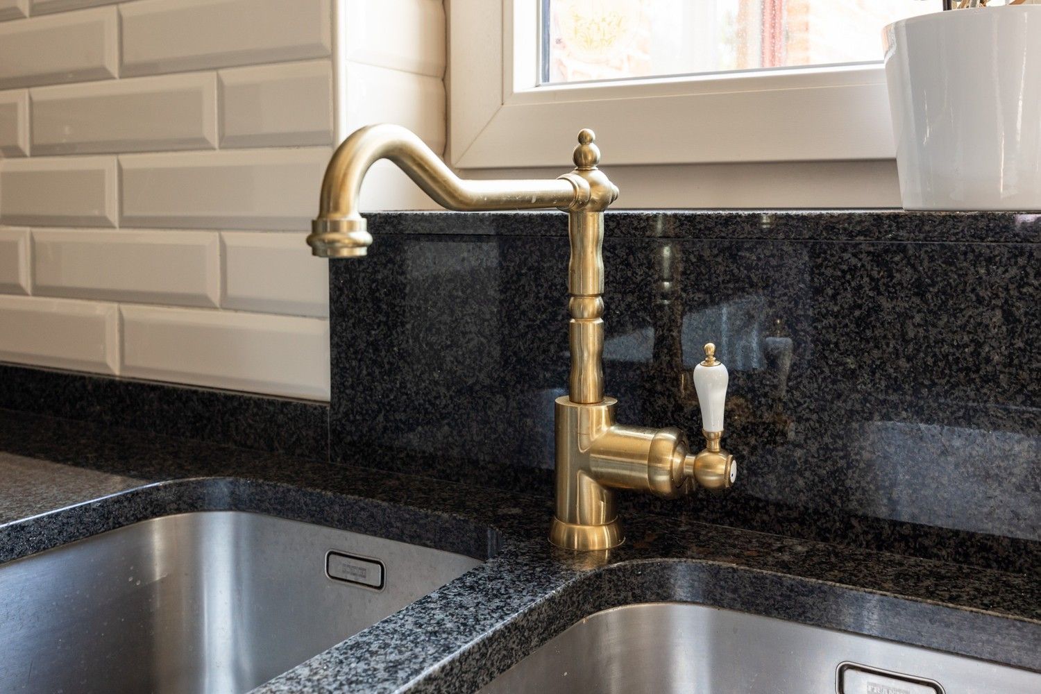 Karaktervol herenhuis met hedendaags comfort en tuin in Deurne foto 8