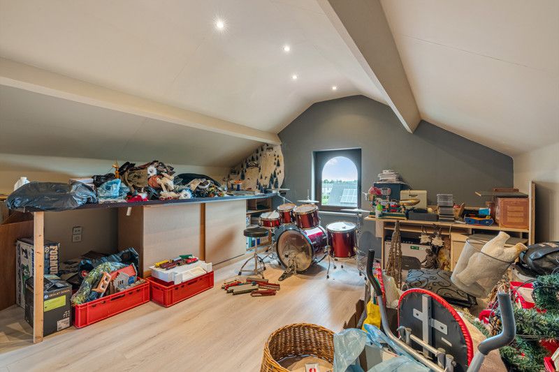 Zeer rustig gelegen, ruime gezinswoning op een perceel van 14are foto 24