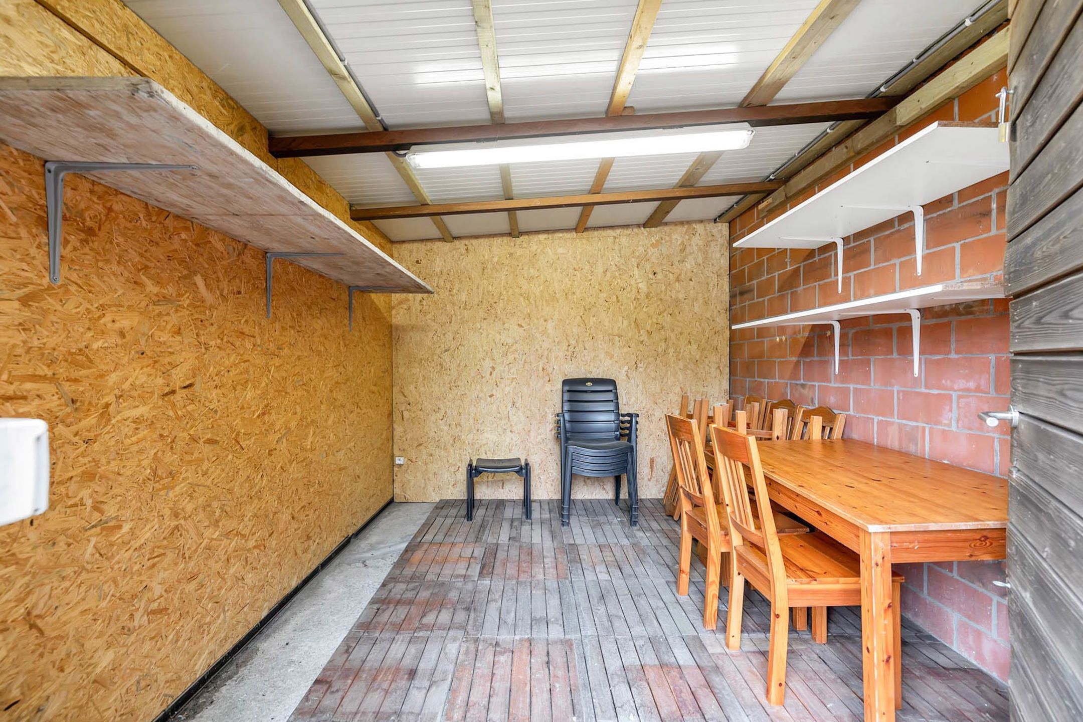 Gezellige, instapklare HOB met garage en tuin foto 35