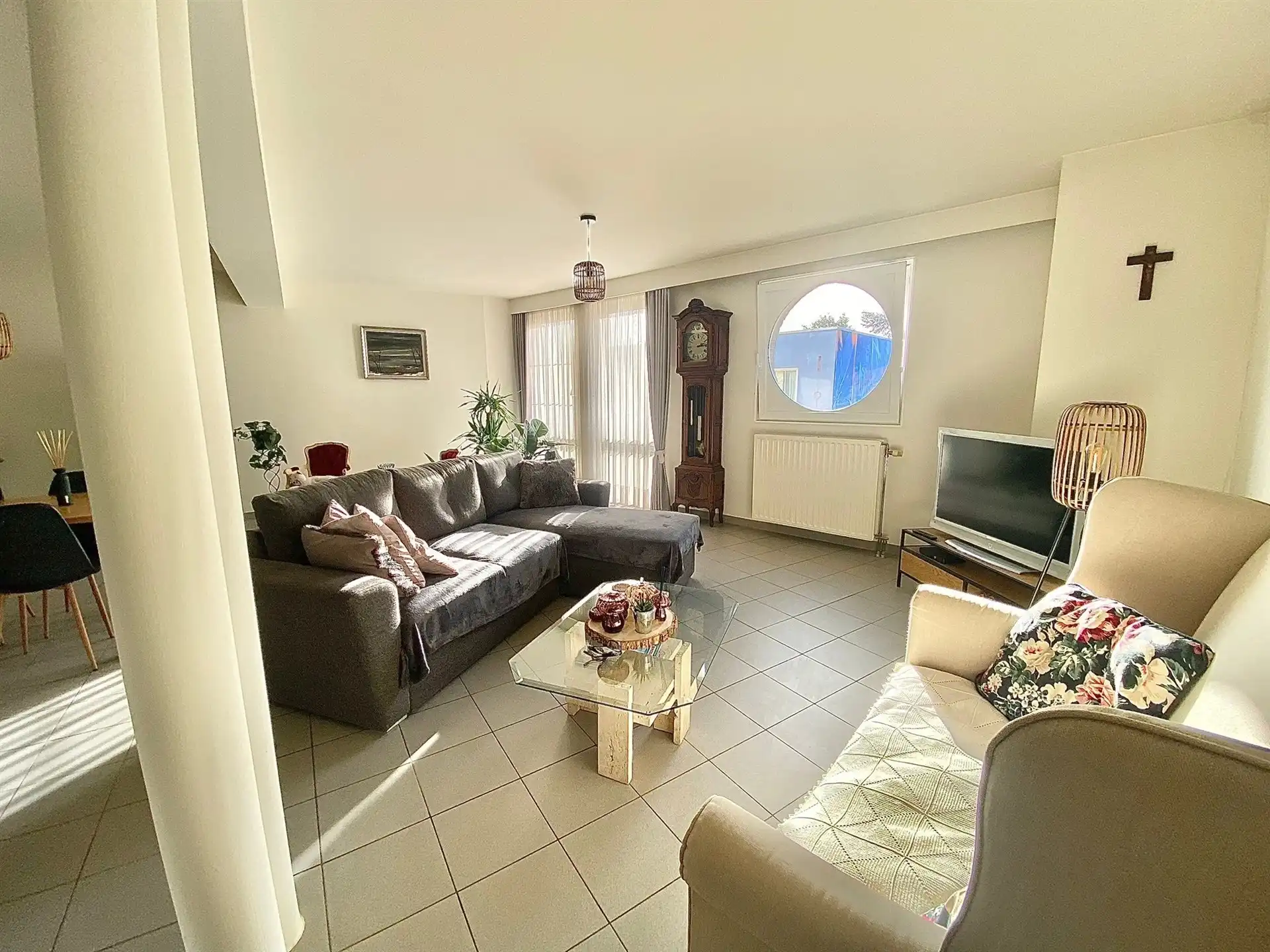 Appartement met twee slaapkamers en staanplaats nabij het centrum van Aalst foto 5