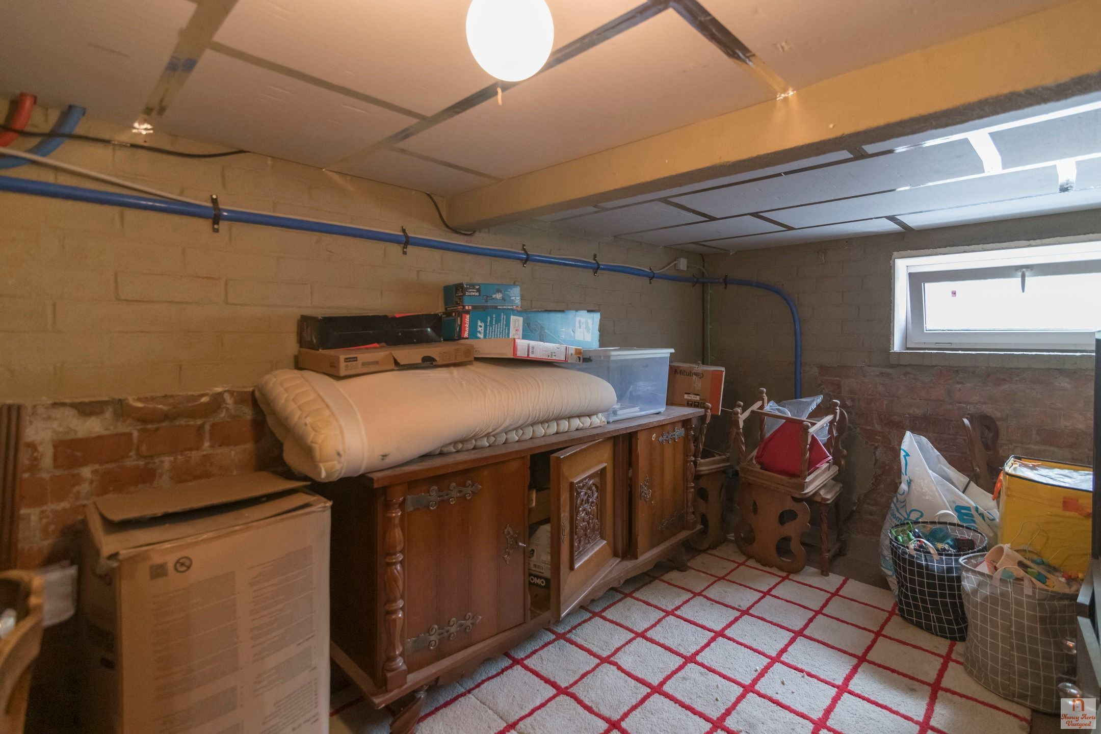 Grondig gerenoveerde splitlevelwoning in een rustige straat foto 50