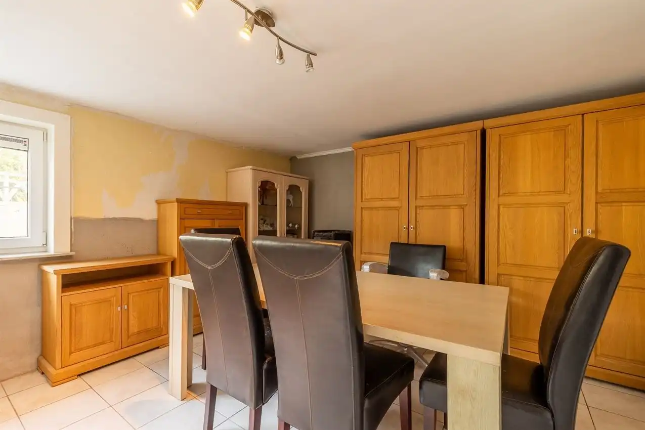 Grote tuin, zee aan ruimte en tot 5 slaapkamers foto 27