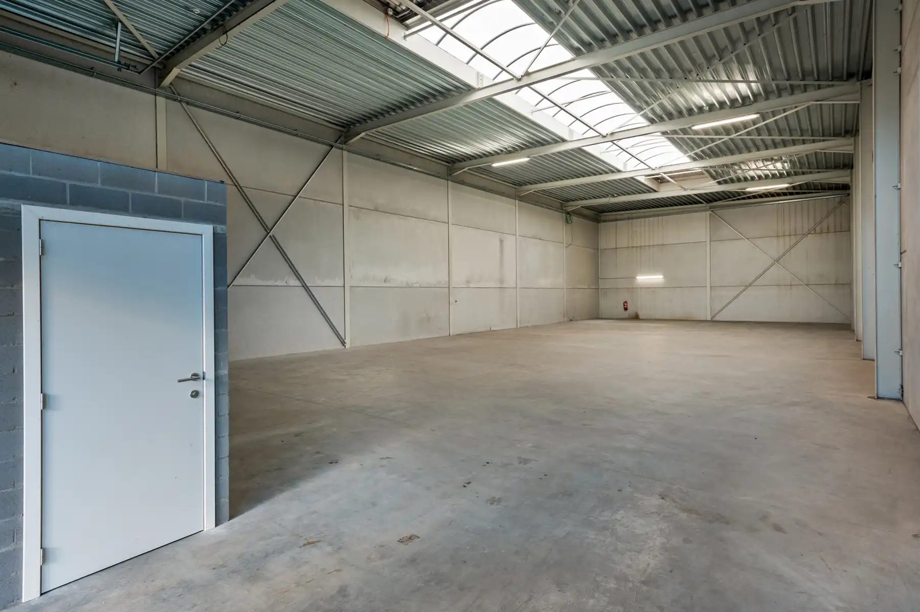 KMO Unit van 375m²+2pp foto 6