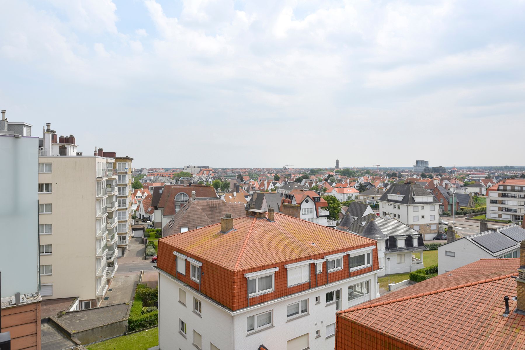 Ruim appartement met frontaal zeezicht aan het Albertstrand foto 23