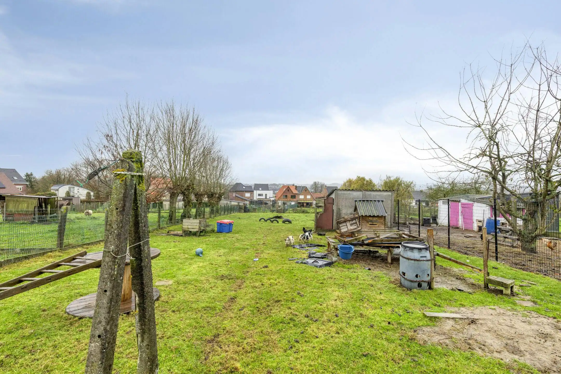 Woning met veel potentieel en ruime tuin in Brakel foto 2