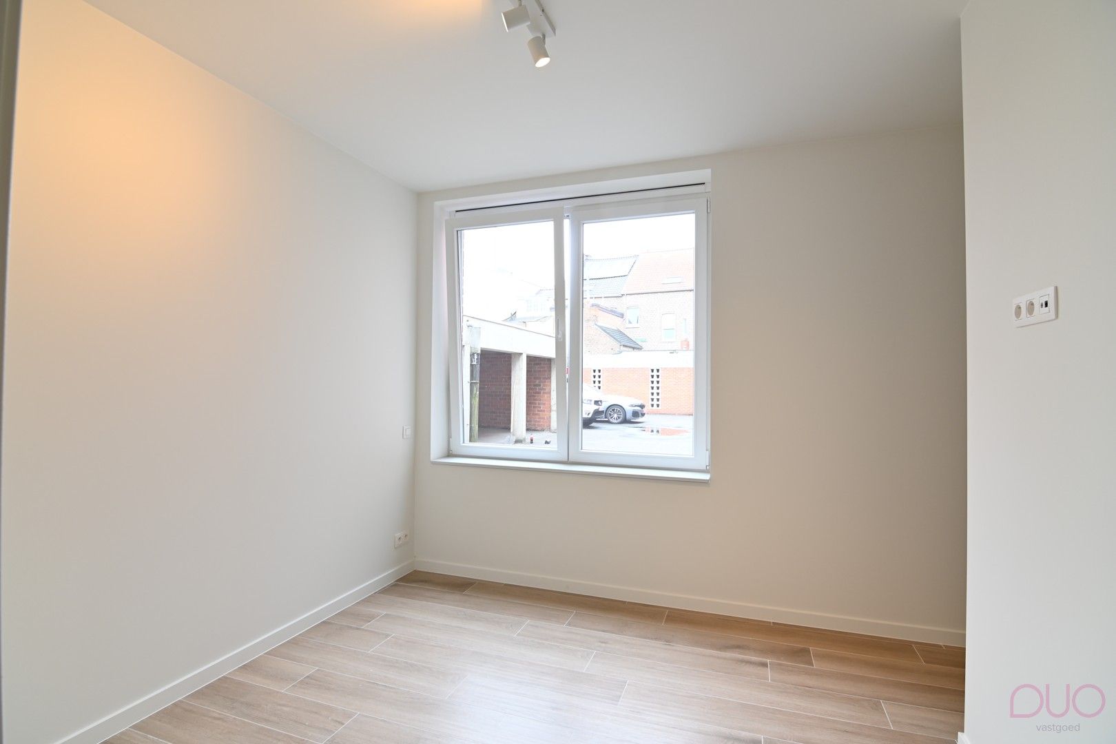 Recent gerenoveerd gelijkvloers appartement met 2 slaapkamers op een toplocatie Sint-Truiden foto 8