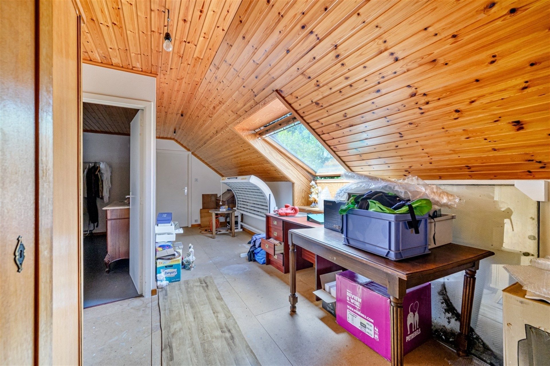 Te renoveren woning met veel potentieel op perceel van 1443m² foto 24