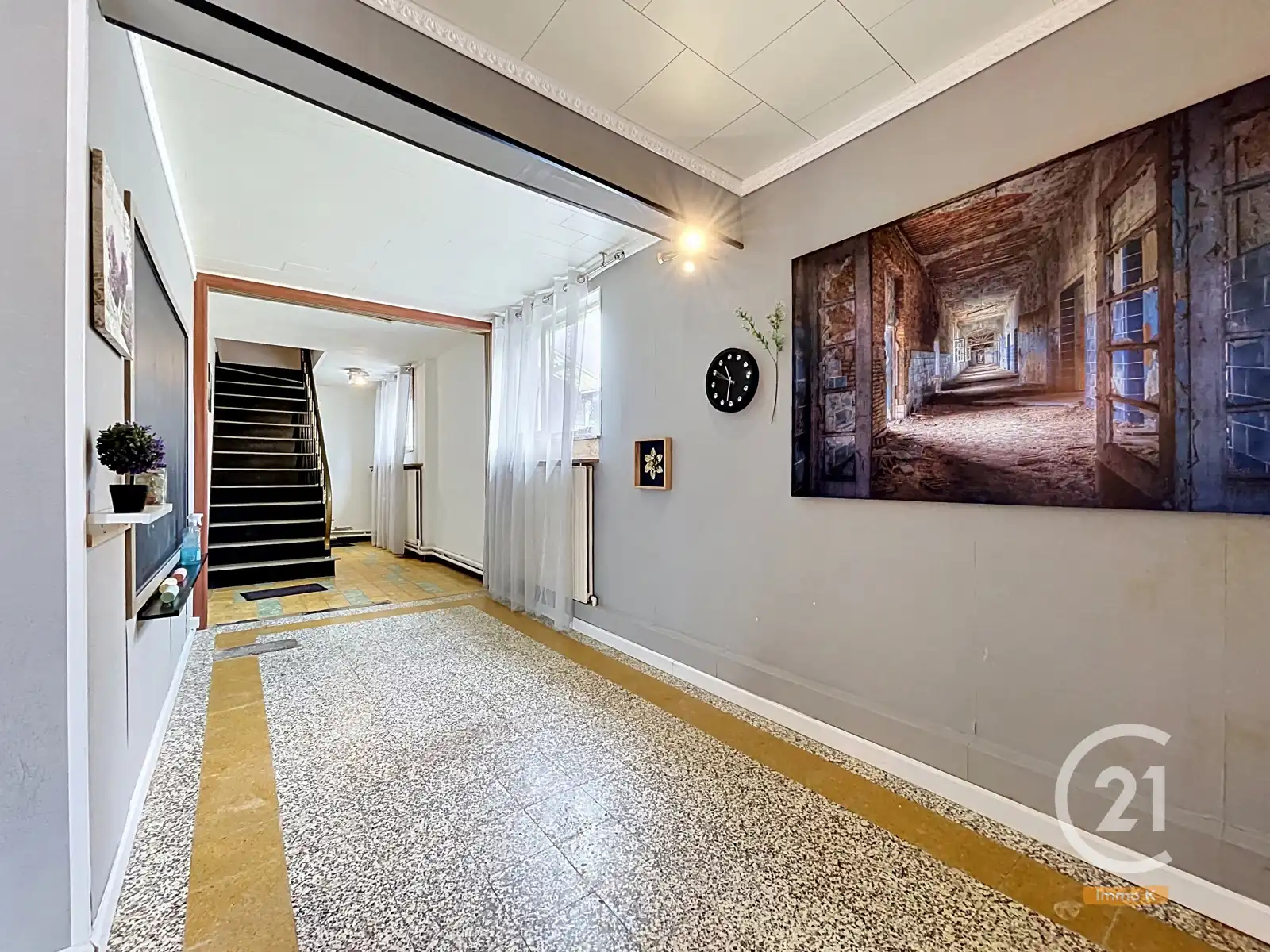 Te renoveren woning met werkplaats en vele mogelijkheden foto 12