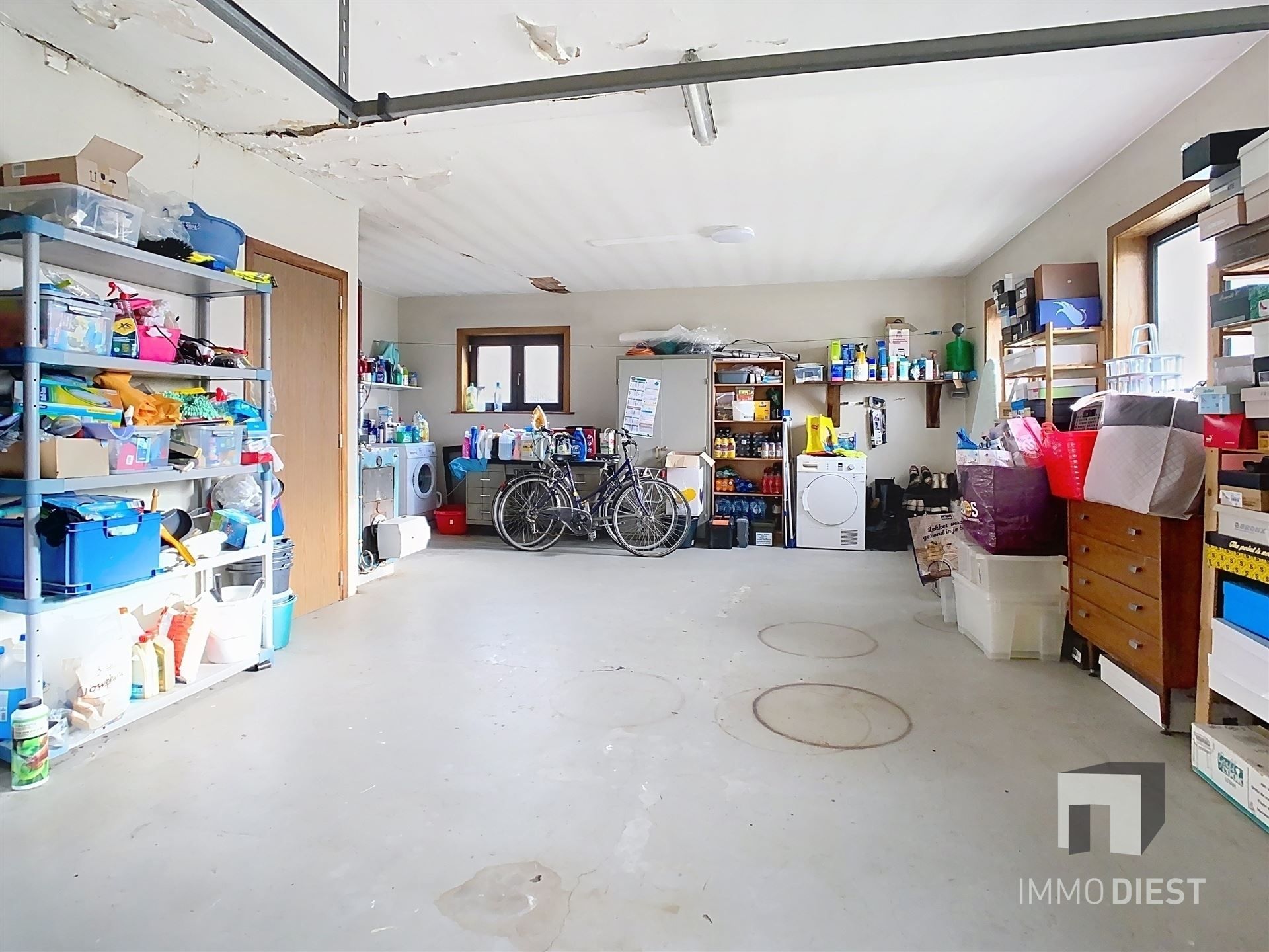 Op te frissen, gelijkvloerse woning op een knap perceel van 14a 85ca met gunstige ligging te Vorst. foto 22