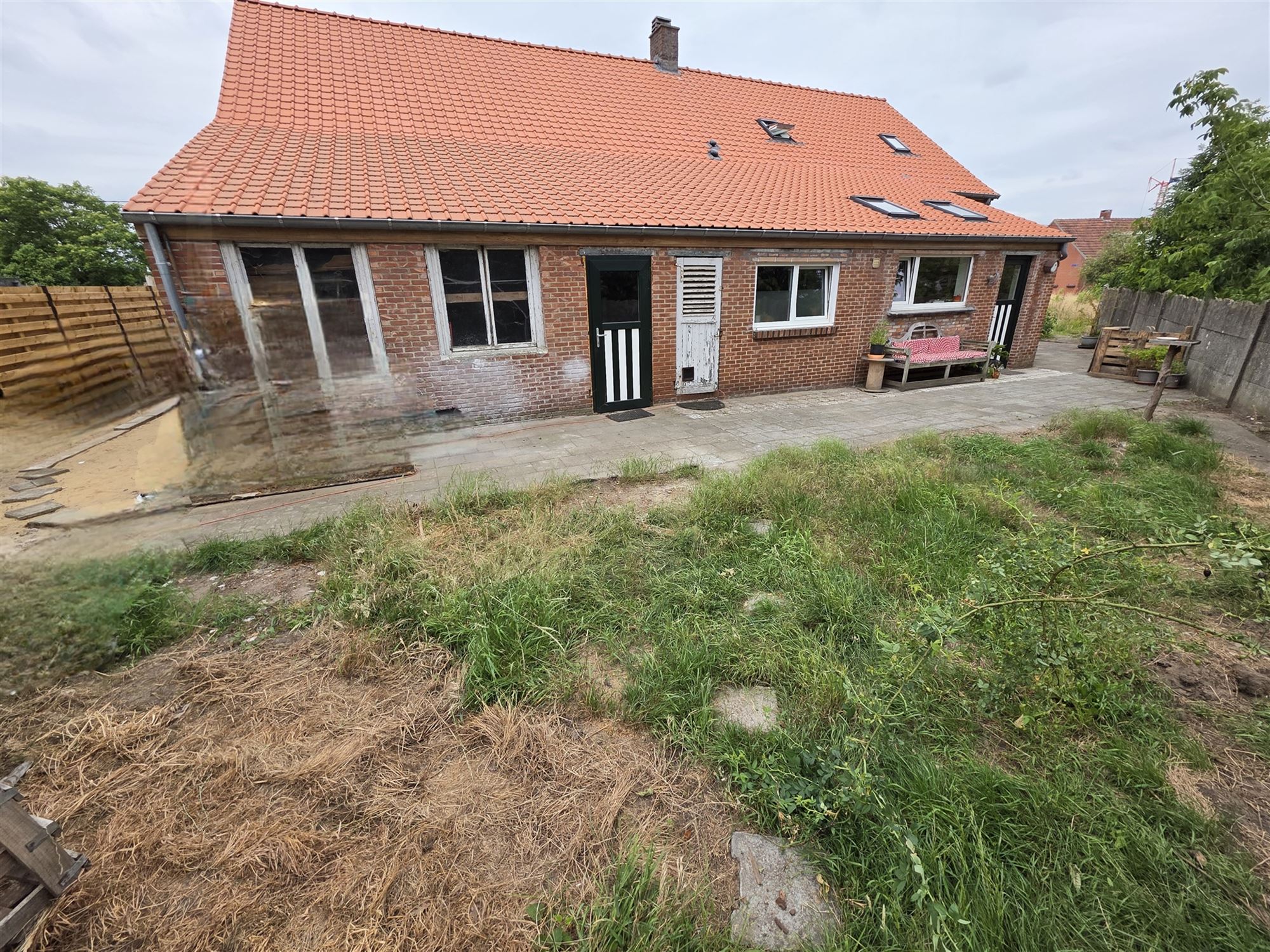 Gedeeltelijk vernieuwde boerderij op 903 m² foto 28