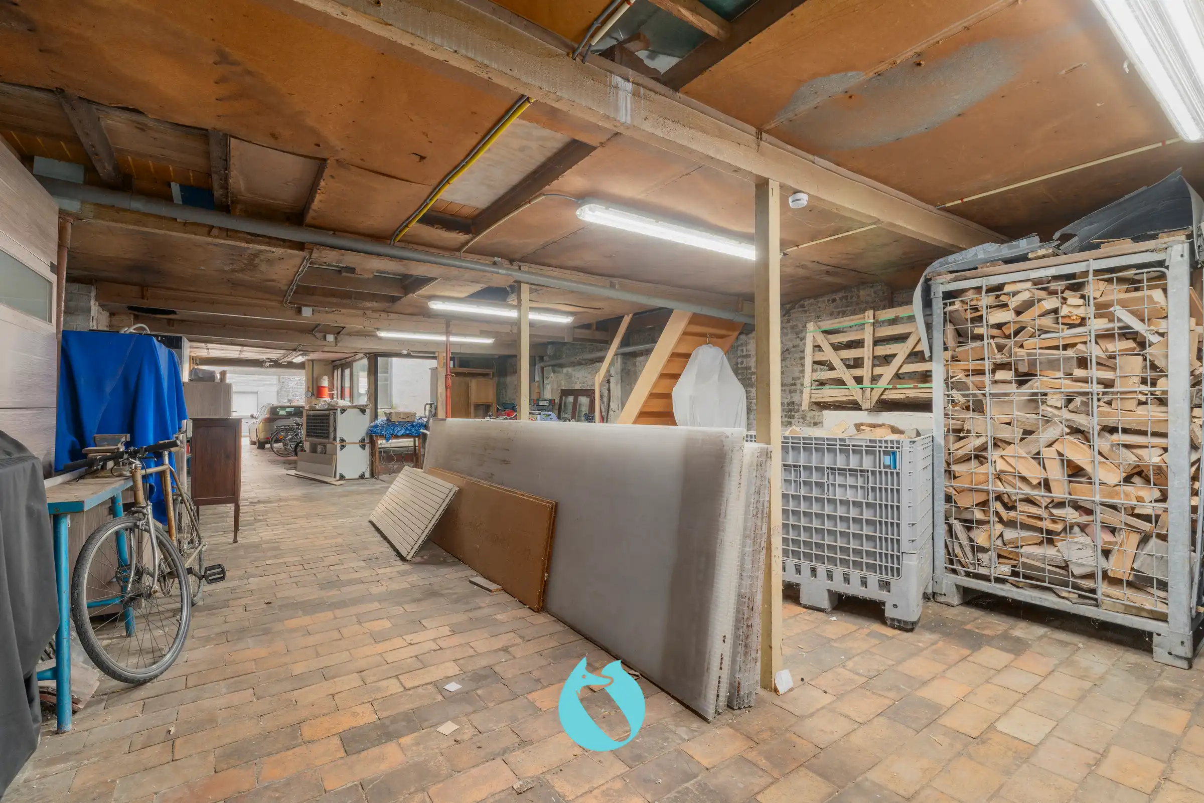 Woonhuis met magazijn foto 16